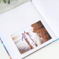 Фотоальбом на 80 фото 10х15 см "Мальчик с мишкой и пузырьки" в коробке 5х19х22,8 см