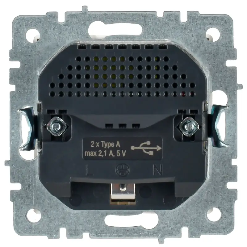 BRITE Розетка с заземлением с защитными шторками 16А с USB A+A 2,1А РЮш10-1-БрБ белый