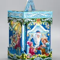 Подарочная новогодняя коробка &laquo;Новогодняя карусель&raquo; 15.8&times;15.8&times;23.5 см