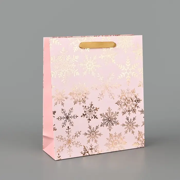 Пакет подарочный новогодний ламинированный &laquo;Вьюга&raquo;, тиснение, M 30&times;26&times;9 см