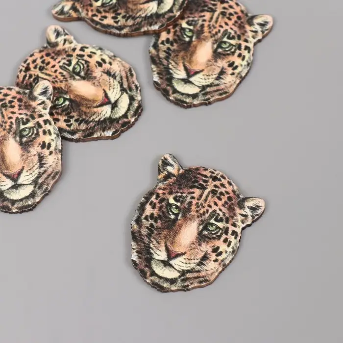 Декор для творчества дерево Декор для творчества дерево "Леопард" 3,9х3,3х0,3 см