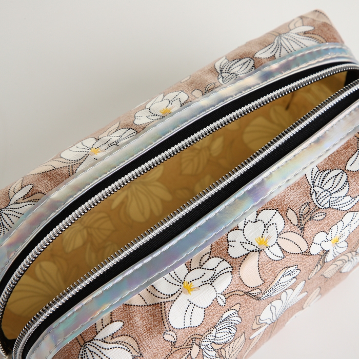 Косметичка на молнии, цвет коричневый Косметичка на молнии, цвет коричневый