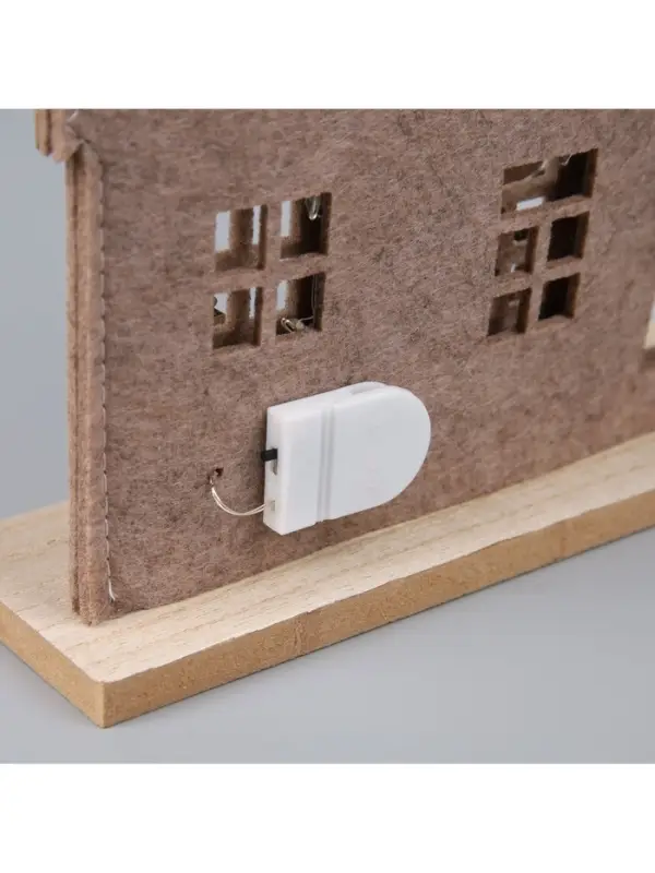 Фигура деревянная &laquo;Изба с оленями&raquo;, 20&times;6&times;25 см, 5 LED, от батареек CR2032&times;1, свечение тёплое белое