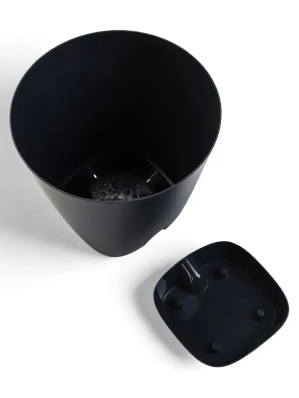 Кашпо с прикорневым поливом 4 л D-19см, H-20см графит Кашпо с прикорневым поливом 4 л D-19см, H-20см графит "Гранд"