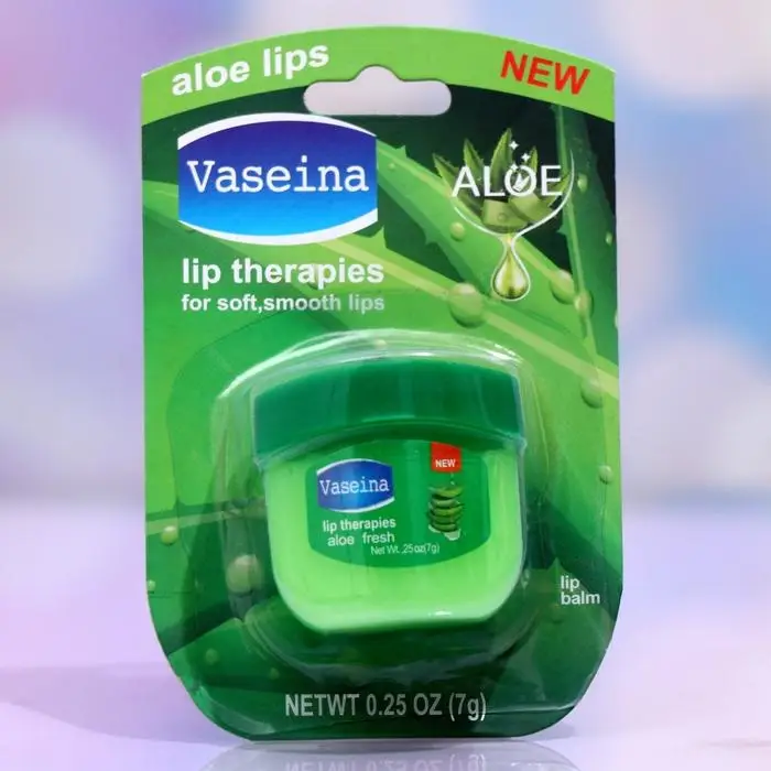 Вазелин косметический для губ с алоэ вера Вазелин косметический для губ с алоэ вера