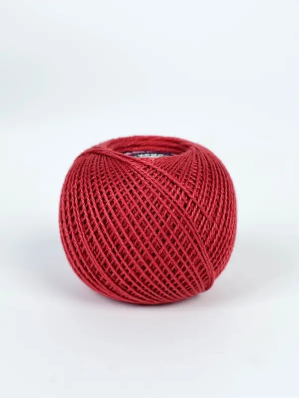 Нитки вязальные "Ирис" 150м/25г  100% мерсеризованный хлопок (5610)