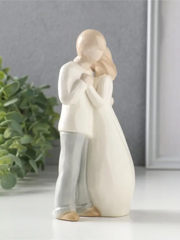 Сувенир керамика "Влюблённая пара. Близость" 8х5,5х17 см