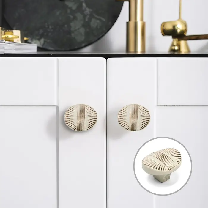 Ручка-кнопка CAPPIO, цинк, d=35 мм, цвет белый/золото Ручка-кнопка CAPPIO, цинк, d=35 мм, цвет белый/золото