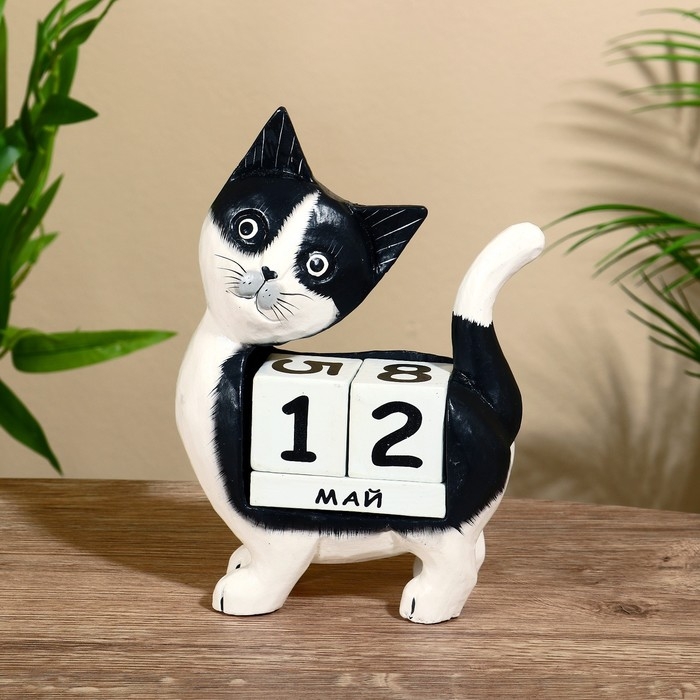Вечный календарь Вечный календарь "Котик" дерево 15х22х6 см