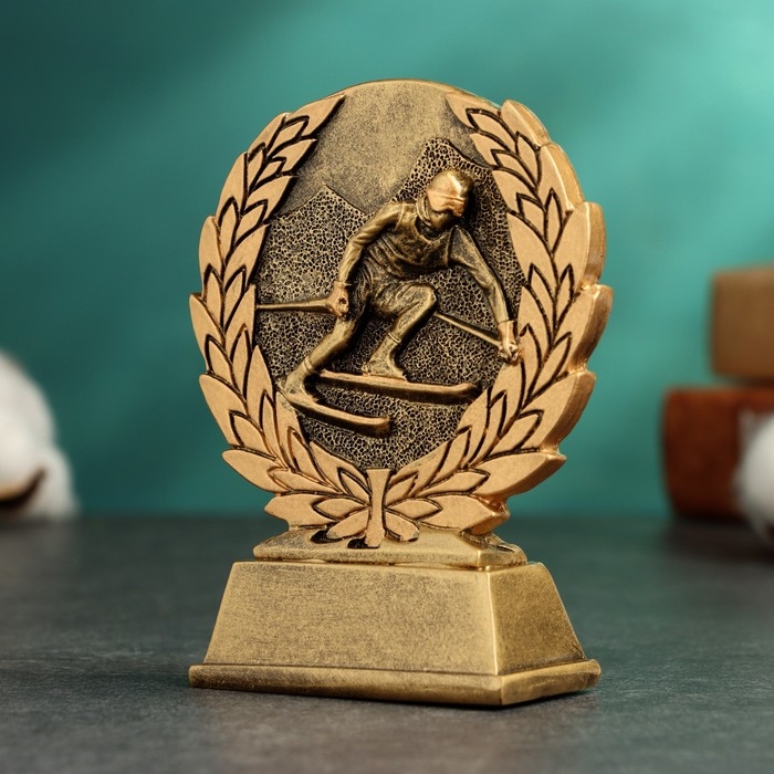 Стела  Стела "Лыжный спорт" 9х4х12см