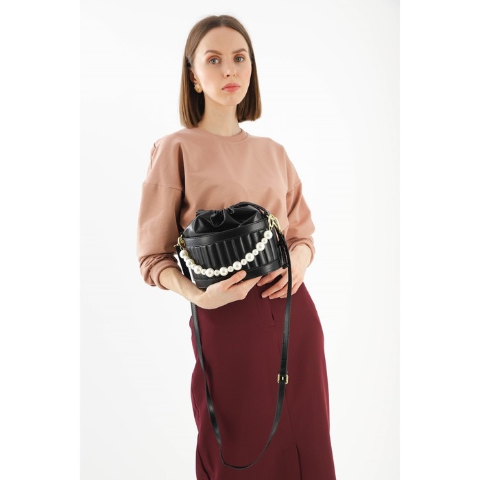 Сумка кросс-боди, отдел на шнурке, цвет чёрный Сумка кросс-боди, отдел на шнурке, цвет чёрный