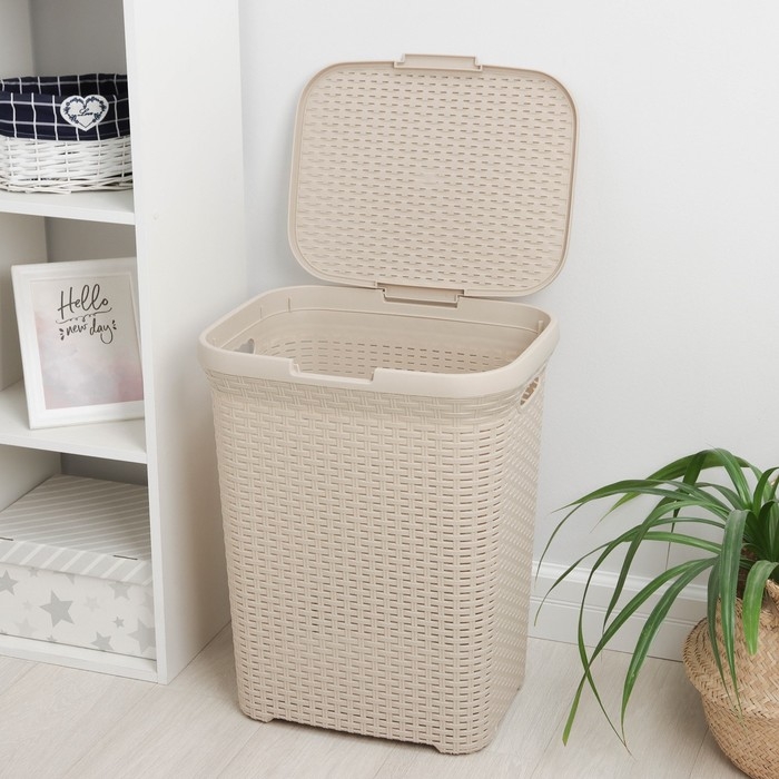 Корзина бельевая с крышкой «Ротанг», 60 л, 34×44×55 см, цвет латте Корзина бельевая с крышкой «Ротанг», 60 л, 34×44×55 см, цвет латте