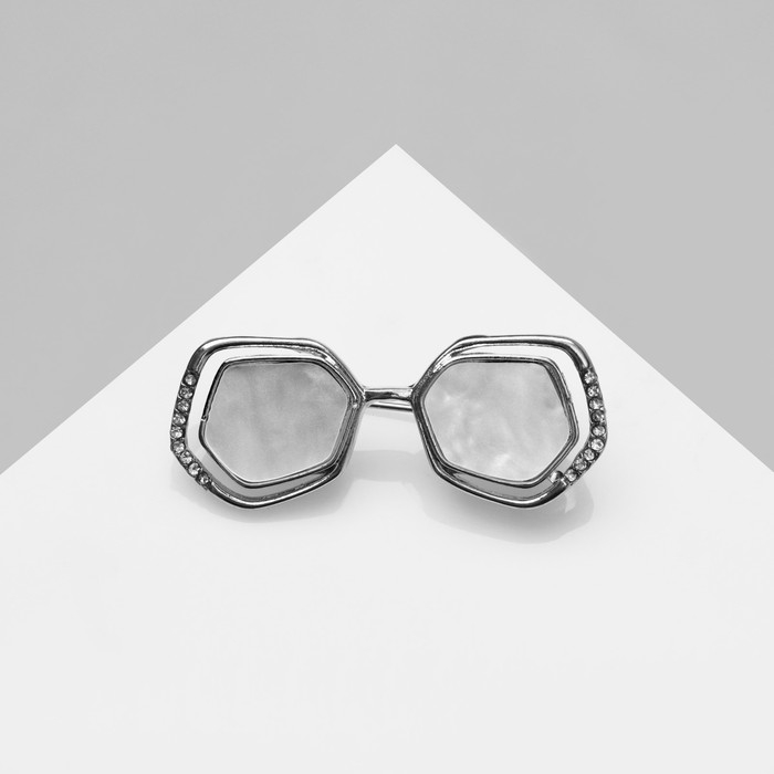 Брошь «Очки» гламур, акрил серый, цвет белый в серебре Брошь «Очки» гламур, акрил серый, цвет белый в серебре