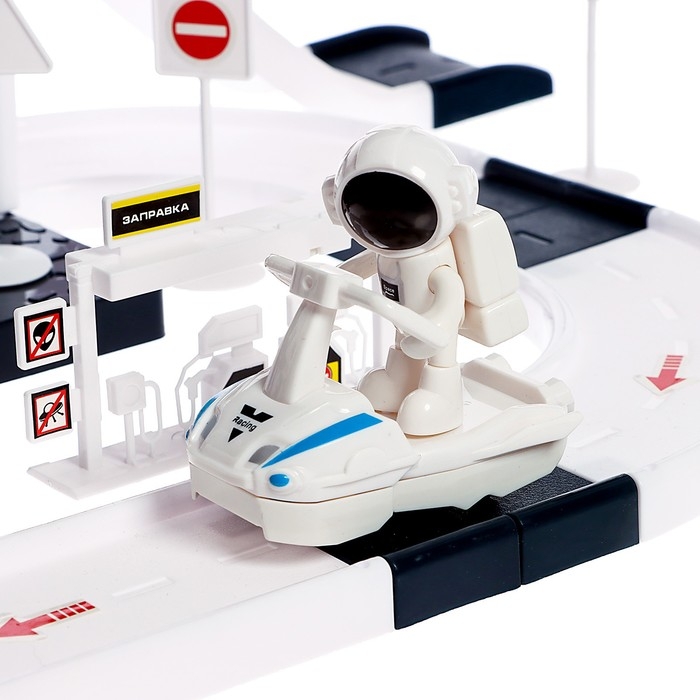 Парковка &laquo;Космическая станция&raquo;, световые эффекты