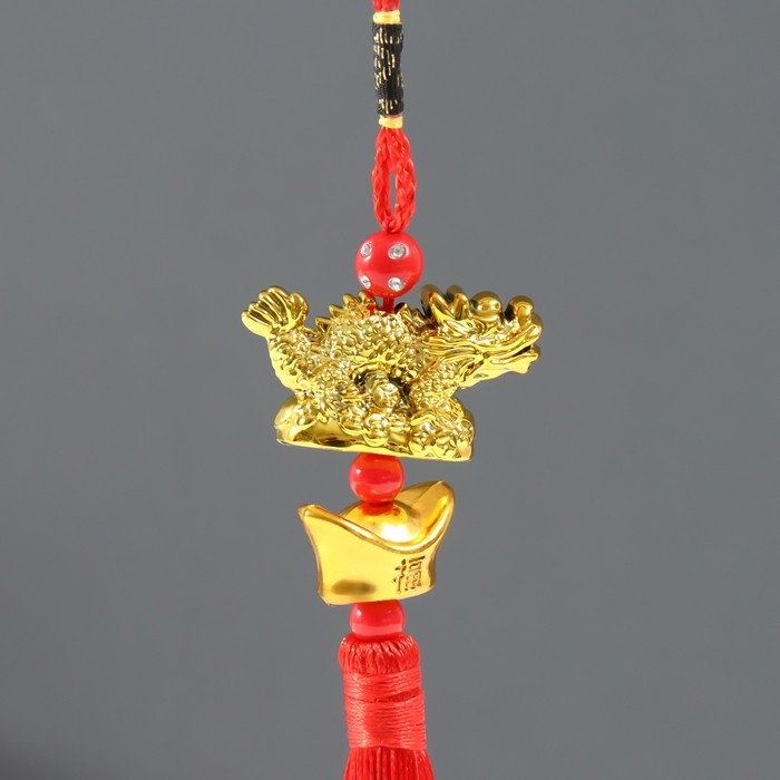 Подвеска пластик, текстиль Подвеска пластик, текстиль "Золотой дракон и слиток ямб" 1,5х4,5х27 см