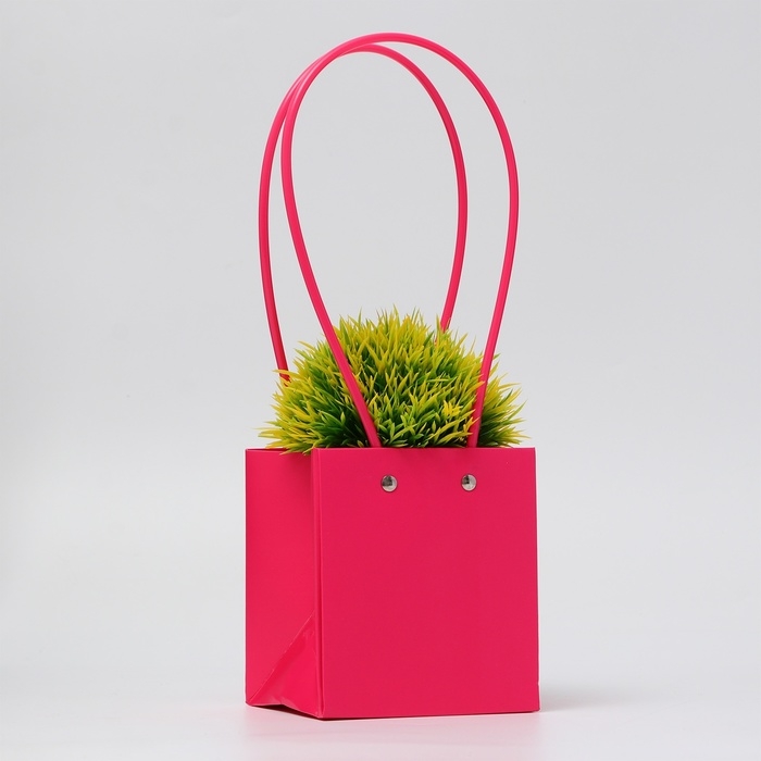 Сумка для цветов, квадратная, малиновая, влагостойкая, 13х12х12 см Сумка для цветов, квадратная, малиновая, влагостойкая, 13х12х12 см