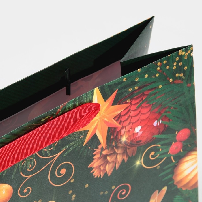 Пакет подарочный новогодний ламинированный квадратный «Gold», 30 х 30 х 12 см, Новый год Пакет подарочный новогодний ламинированный квадратный «Gold», 30 х 30 х 12 см, Новый год