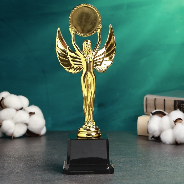 Стела  Стела "Ника" 8х8х26см