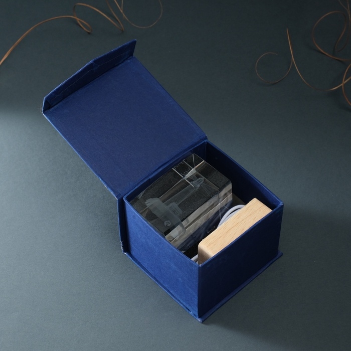 Сувенир стекло подсветка  Сувенир стекло подсветка "Прямоугольник. Маяк" подставка дерево, USB 7х7х10