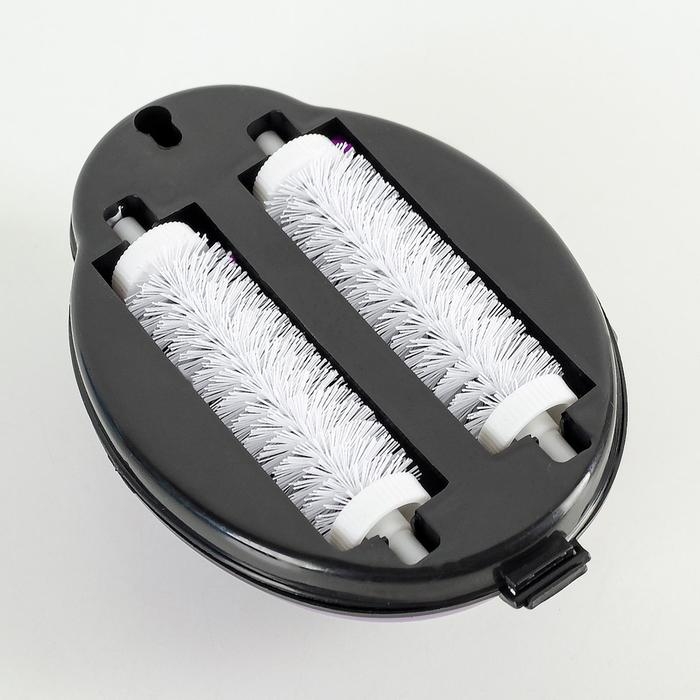 Щётка роликовая для коврового покрытия, 2 ролика, цвет МИКС Щётка роликовая для коврового покрытия, 2 ролика, цвет МИКС