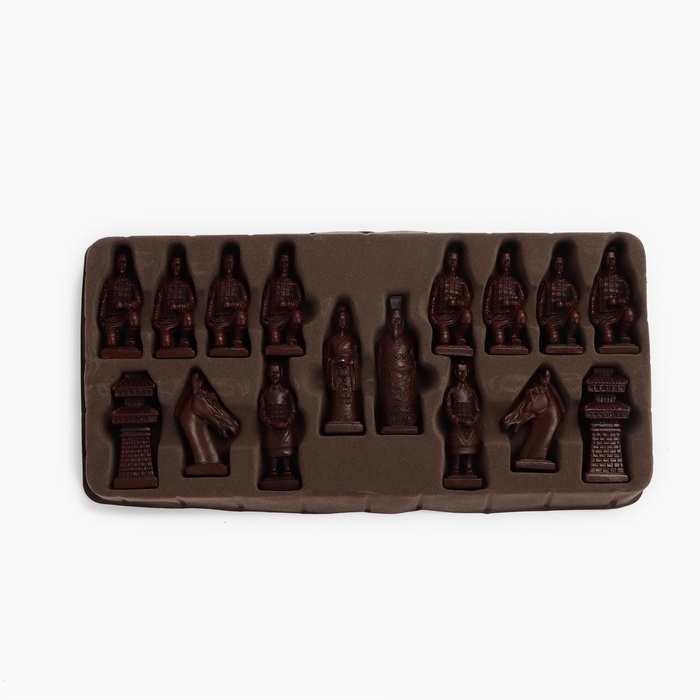 Шахматы настольные сувенирные  Шахматы настольные сувенирные "Терракотовое войско" 43х43 см,король h-9,5 см,пешка h-7,5 см