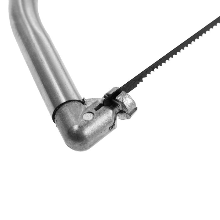 Набор с ножовкой ТУНДРА, пилки по металлу 5 шт., пилка универсальная 1 шт. Набор с ножовкой ТУНДРА, пилки по металлу 5 шт., пилка универсальная 1 шт.