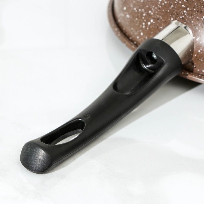 Сковорода Rock, d=25 см, пластиковая ручка, антипригарное покрытие, цвет коричневый Сковорода Rock, d=25 см, пластиковая ручка, антипригарное покрытие, цвет коричневый