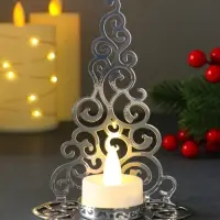 Подсвечник на 1 свечу «Ёлка новогодняя нарядная», металл под хром, 10×7.5×13.5 см