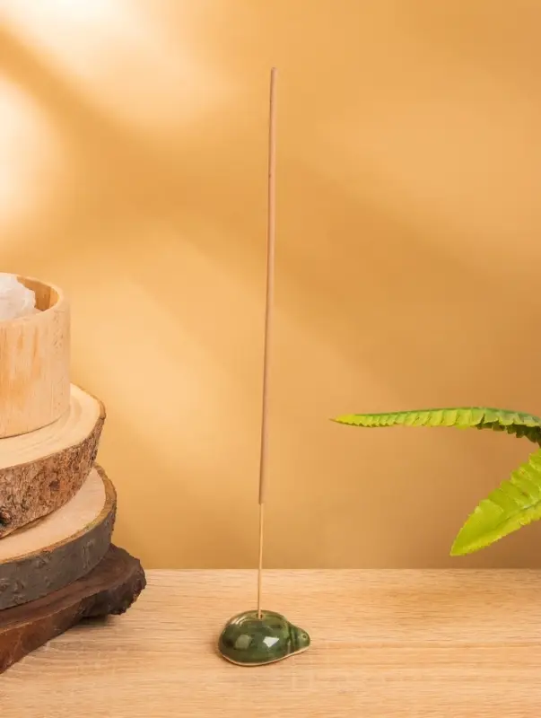 Подставка под благовония  Подставка под благовония "Божья коровка" керамика, цв. зелёный, 4х3,5х1,5 см