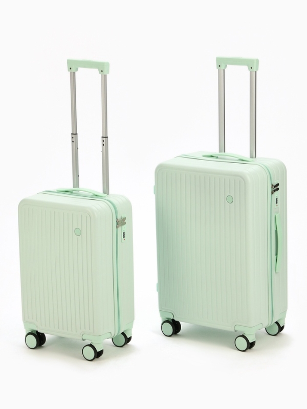 Чемодан 24 Чемодан 24", PС, 42*27*66, отд на молнии, код замок, 4 колеса, св. зеленый