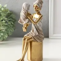 Сувенир полистоун "Мама с малышом - после водных процедур" 5,5х11х19 см