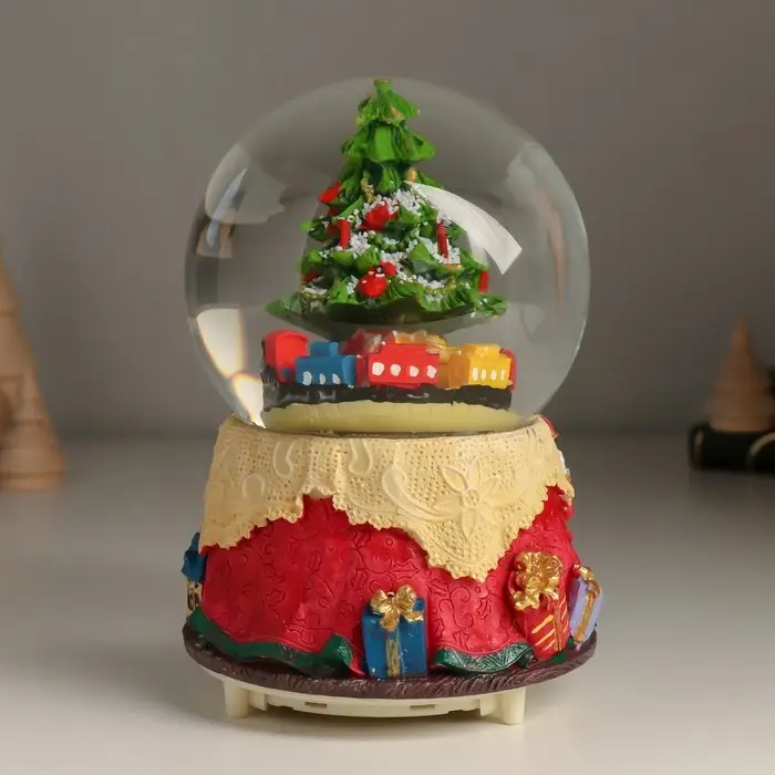 Сувенир полистоун водяной шар свет, музыка, снег кружится "Ёлочка и мишка" 10,5х10,5х14 см   1047343