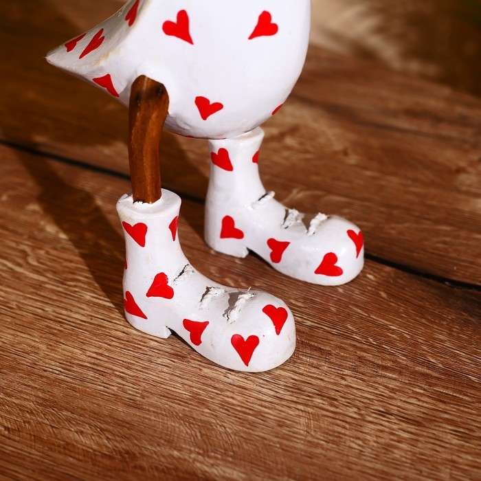 Сувенир "Утка в сердечках" дерево 27 см