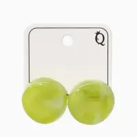 Серьги пластик "Леденец" круг 2 см с разводами белыми, цвет зелёный
