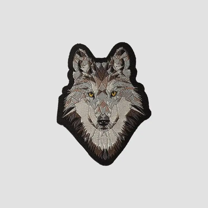 Термоаппликация «Волк», 4.7×6 см, серая Термоаппликация «Волк», 4.7×6 см, серая