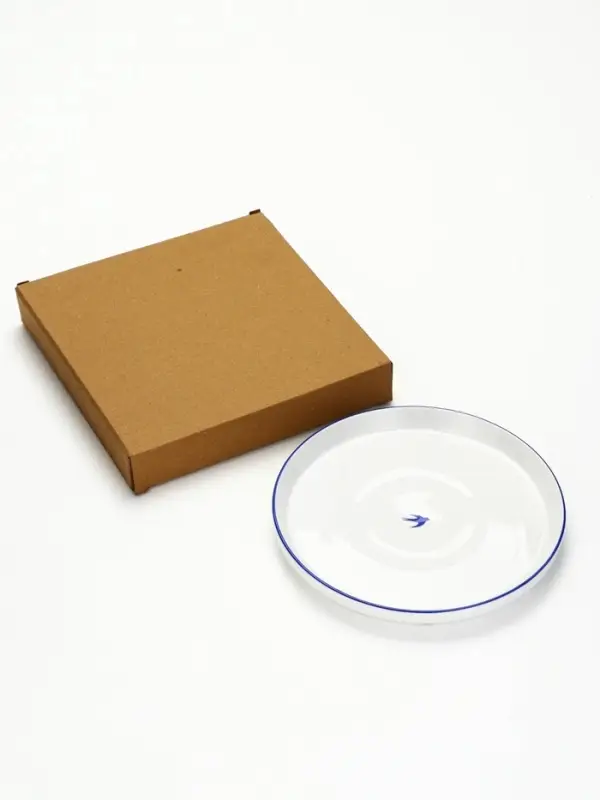 Тарелка плоская керамическая &laquo;Ласточка&raquo;, d=20 см, ручная работа