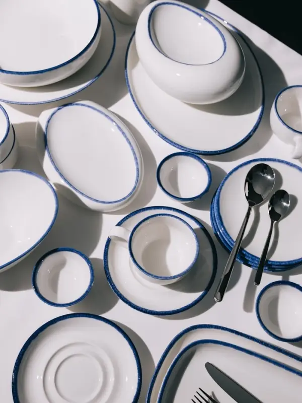 Блюдо сервировочное Magistro Blue Lagoon, 20&times;14.8&times;8.5 см, фарфор, белое