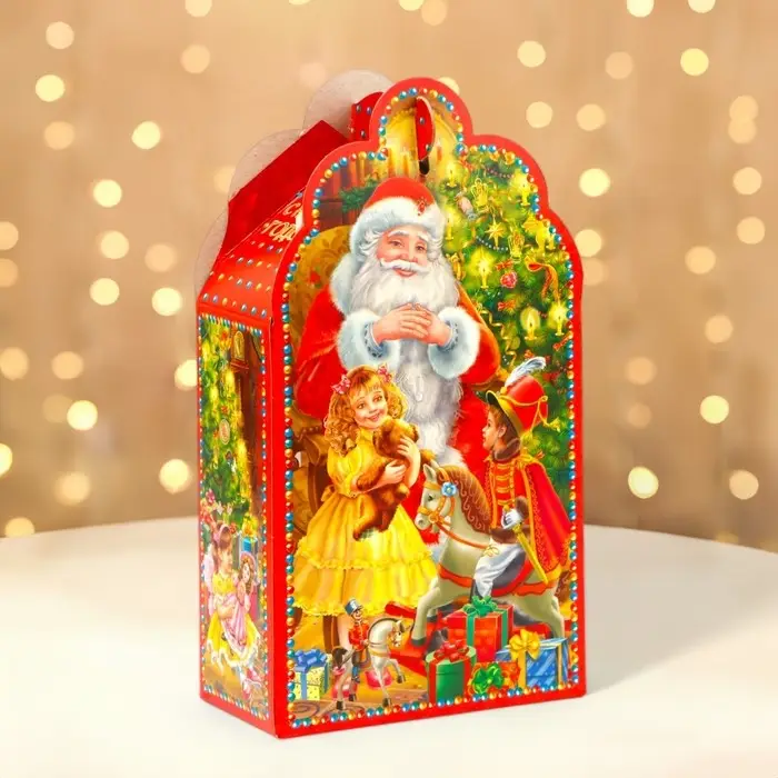 Подарочная коробка новогодняя Фигурная малая «Сияние праздника» 10.5×5.6×20.5 см Подарочная коробка новогодняя Фигурная малая «Сияние праздника» 10.5×5.6×20.5 см