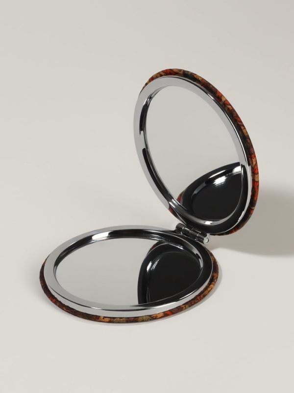 Зеркало складное «Орнамент», d = 7,2 см, с увеличением, цвет коричневый/оранжевый