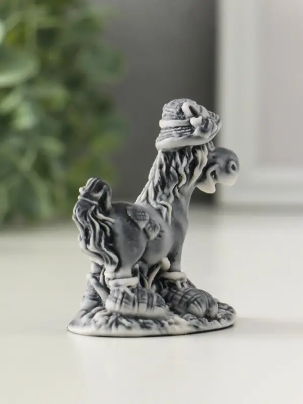 Сувенир "Лошадь в лаптях" 6,5 см