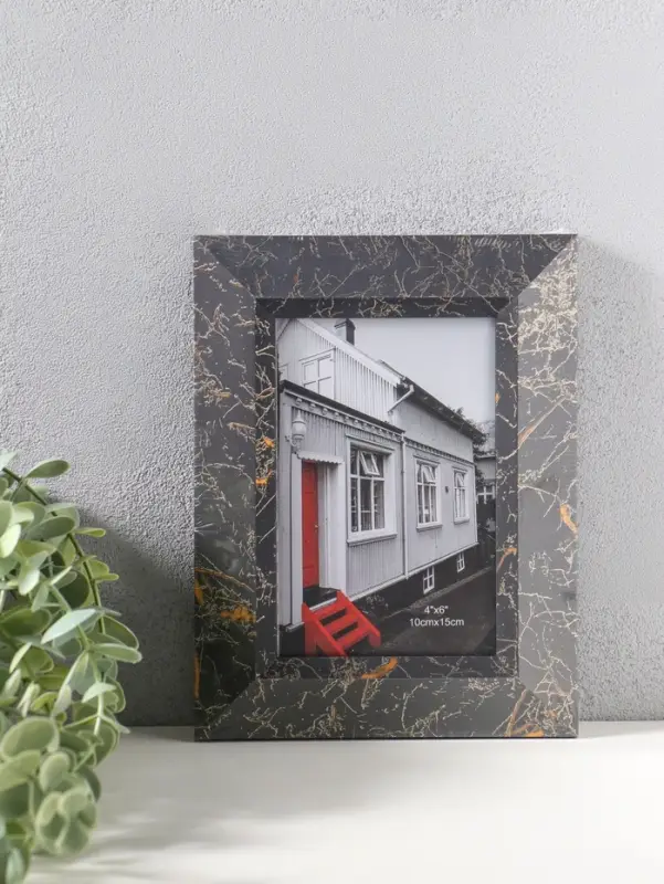 Фоторамка пластик 10х15 см "Гедеон" чёрный с золотом 21х16х2 см