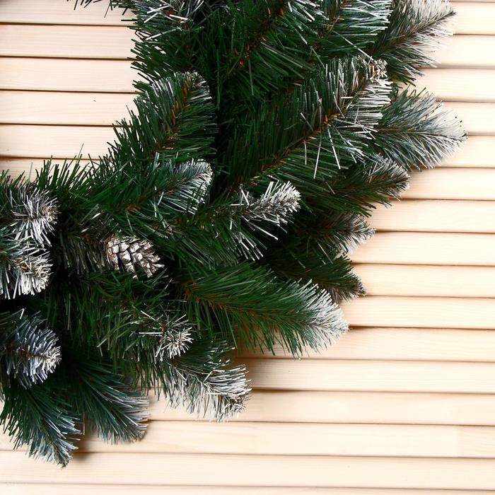 Венок  Венок "Интерьерный" белоснежный (шишки серебро) 55 см