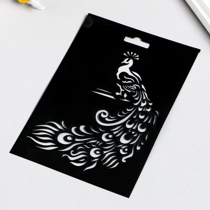 Пластиковый трафарет для творчества «Павлин», шаблон, 14×9.5 см