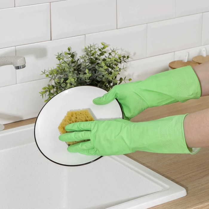 Перчатки хозяйственные Доляна, размер S, резиновые, цвет МИКС Перчатки хозяйственные Доляна, размер S, резиновые, цвет МИКС