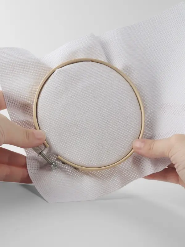 Канва для вышивания №18, 30&times;20 см, белая