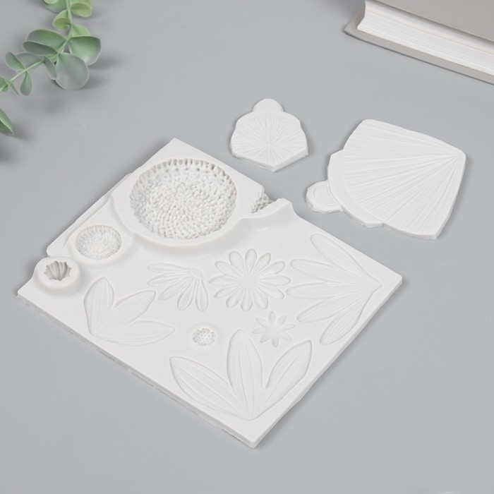 Молд силикон Молд силикон "Цветочный" набор 3 шт 0,5х4х5,5 см 0,5х9х9 см 1,3х16х12,8 см