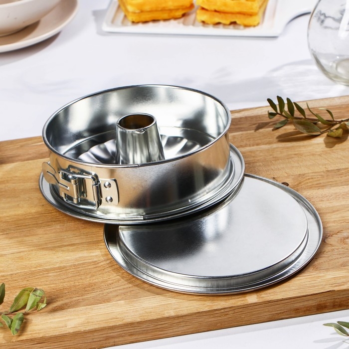 Форма для выпечки разъёмная «Фабиан», 17,5×5 см Форма для выпечки разъёмная «Фабиан», 17,5×5 см