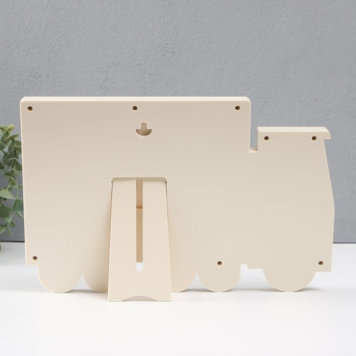 Фоторамка пластик 13х18 см Фоторамка пластик 13х18 см "Мишка в грузовичке" МИКС 29х4х19 см