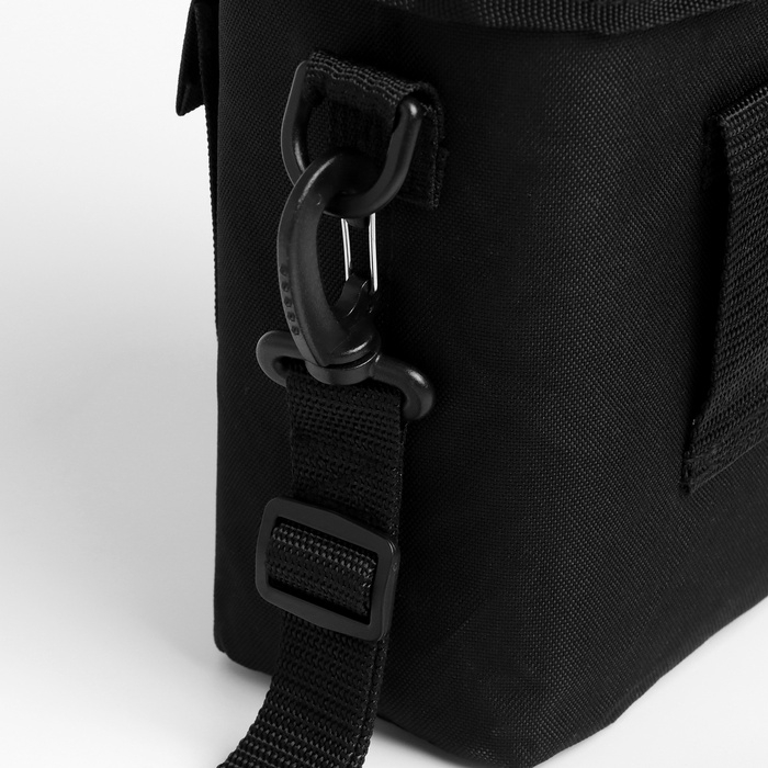 Фляжка туристическая  Фляжка туристическая "Adventure" 2 л, с чехлом, черная