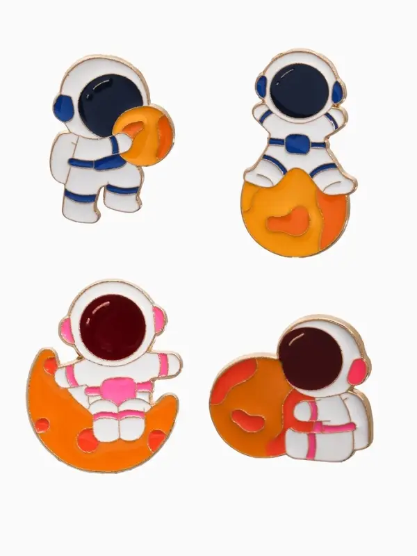 Набор значков &laquo;Космонавты на Луне&raquo;, набор 4 шт. цветной в золоте